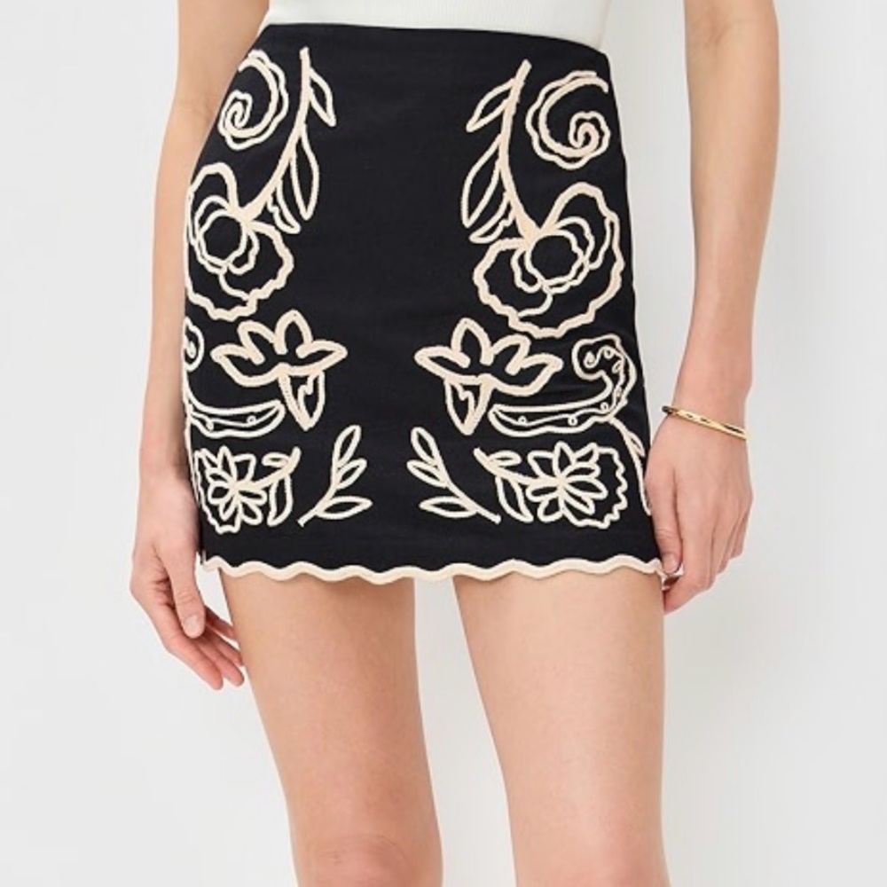 La Ligne Black and Cream Floral Mini Skirt
